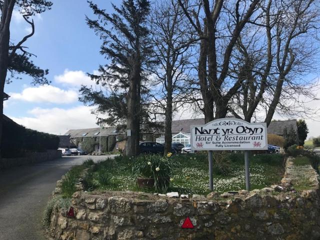 Nant Yr Odyn Country Hotel & Restaurant Ltd Llangefni Extérieur photo